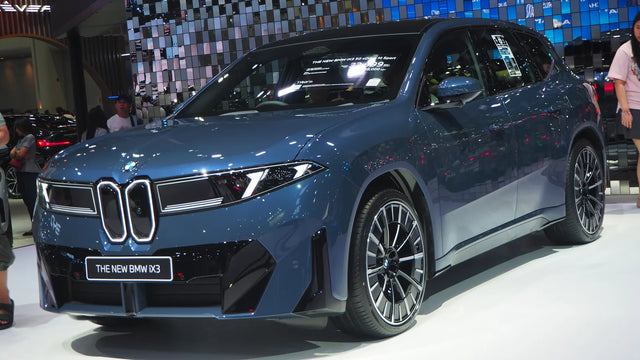BMW inicia la era Neue Klasse: nuevo iX3 con 805 km de autonomía, y llegan los M2 CS y M3 CS Touring a Chile