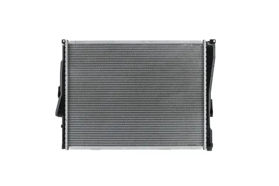 Radiador de motor HELLA 8MK 366 303-191 — BMW Z4 / Serie 1 / Serie 3 1997-2016