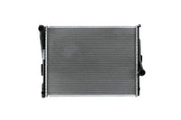 Radiador de motor HELLA 8MK 366 303-191 — BMW Z4 / Serie 1 / Serie 3 1997-2016