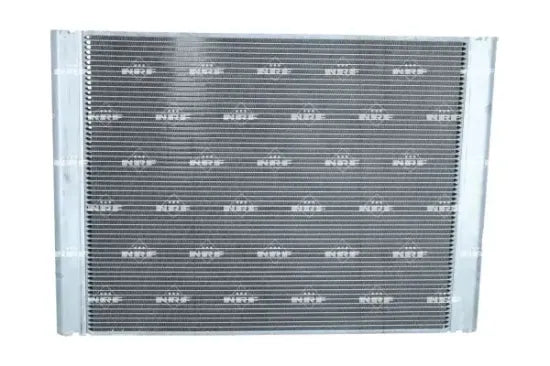 Radiador de motor NRF 53728 — BMW Serie 5 / Serie 6 / Serie 7 2000-2010