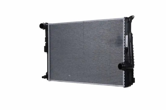 Radiador de motor HELLA 8MK 366 300-251 — BMW X3 / X4 2010-2018