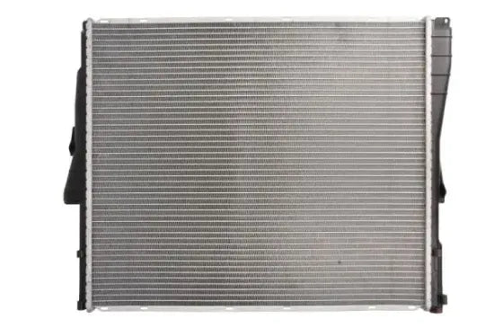 Radiador de motor THERMOTEC D7B035TT — BMW X3 2003-2017