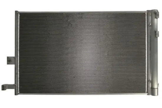 Radiador de A/C THERMOTEC KTT110856 — BMW X3 / X4 / X5 / X7 2017-2023