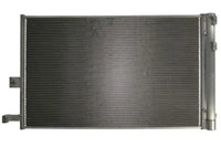 Radiador de A/C THERMOTEC KTT110856 — BMW X3 / X4 / X5 / X7 2017-2023