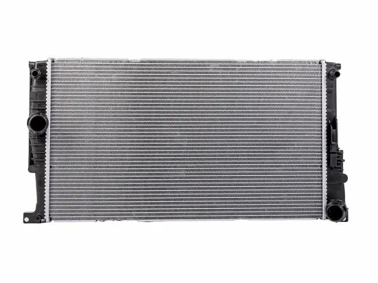Radiador de motor VALEO 735455 — BMW Serie 1 / Serie 2 / Serie 3 / Serie 4 2011-2021