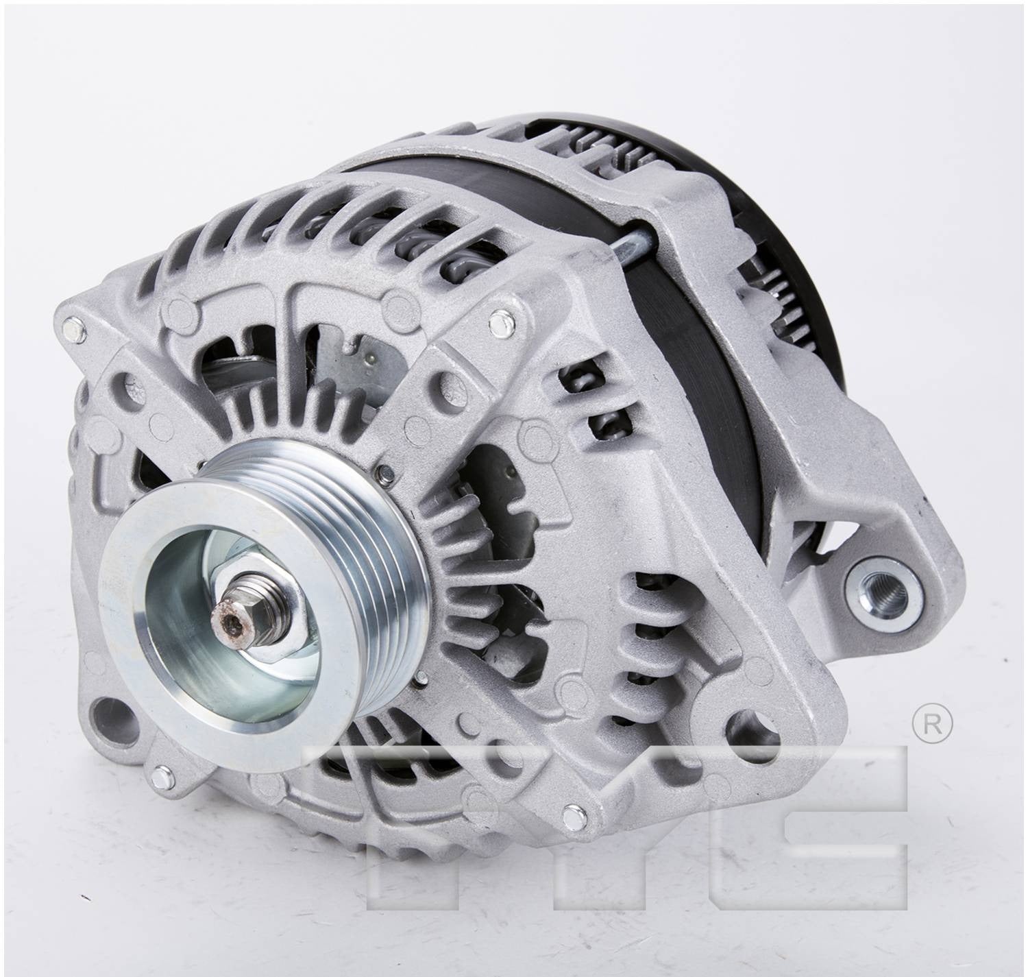 Alternador Ford F150 5.0 Coyote 2011-2014 TYC 220A - imagen 2 - CL3Z10346A